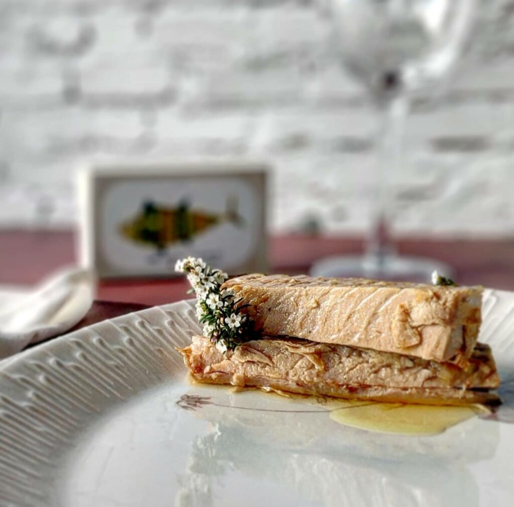Thunfischfilets in Olivenöl